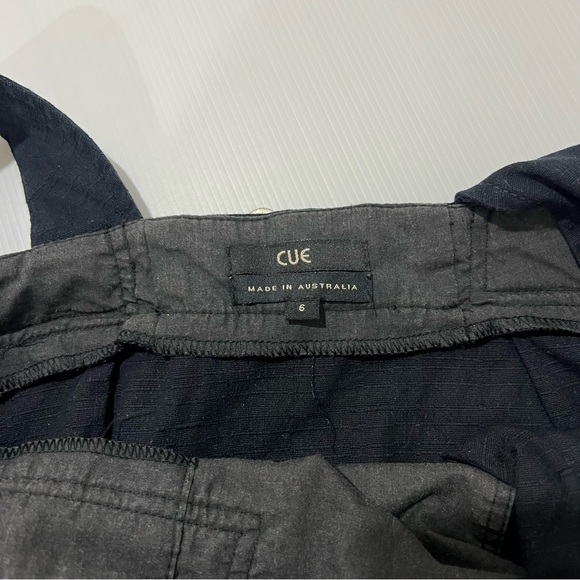 Cue Women’s Pinafore Dress Black Pockets Short Mom Style Comfort Work Size 6 XS - Picture 11 of 12